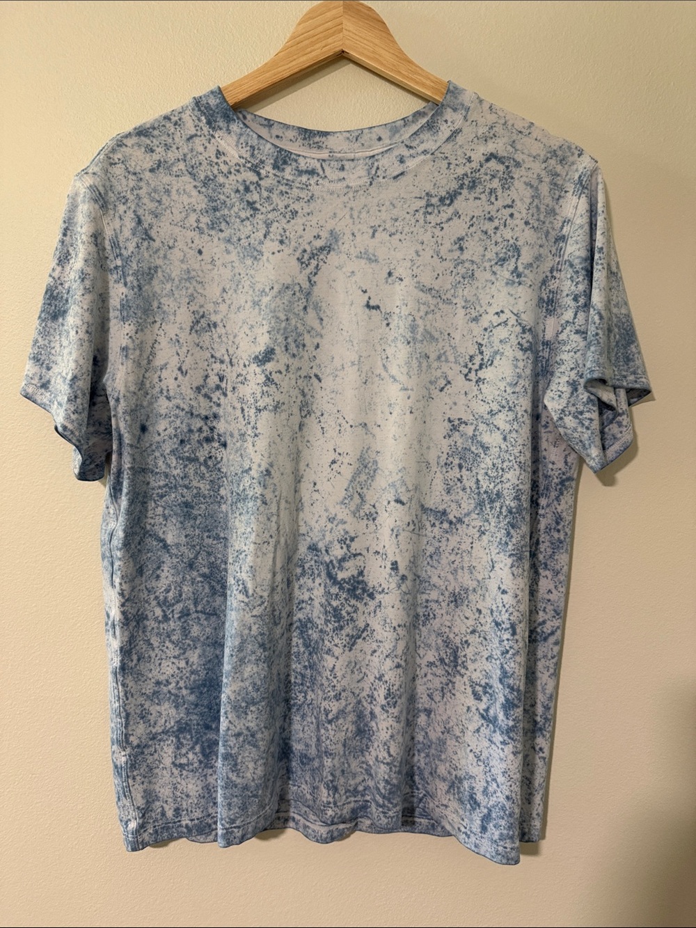 lululemon athletica Blue Marble Short Sleeve Tee